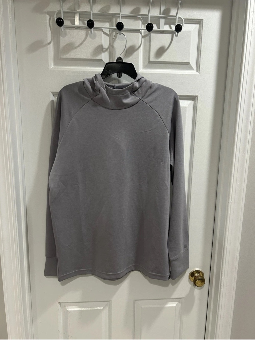 NWT GAIAM Men's Light Gray Flow State Hoodie Sz M Slim Fit $50
